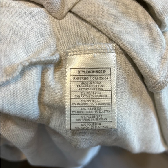 Cupcakes and Cashmere Cardigan - Picture 3 of 3